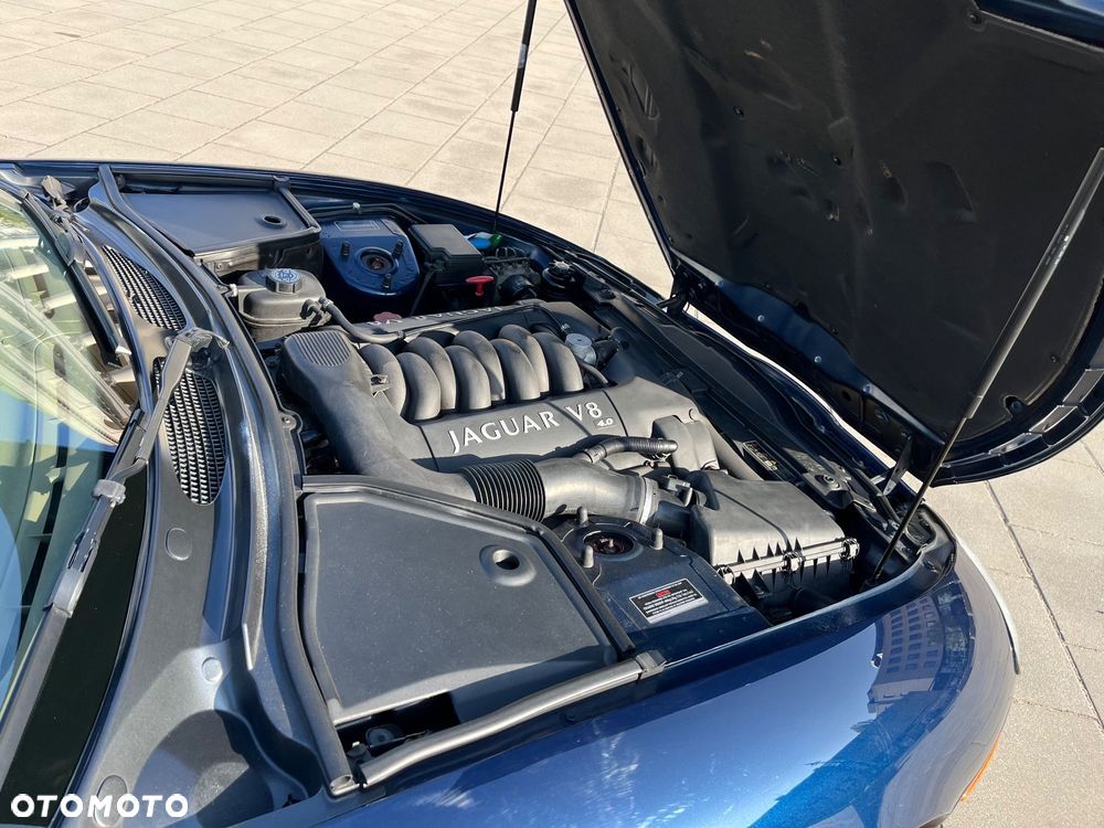 Jaguar XK8 4.0 - 28