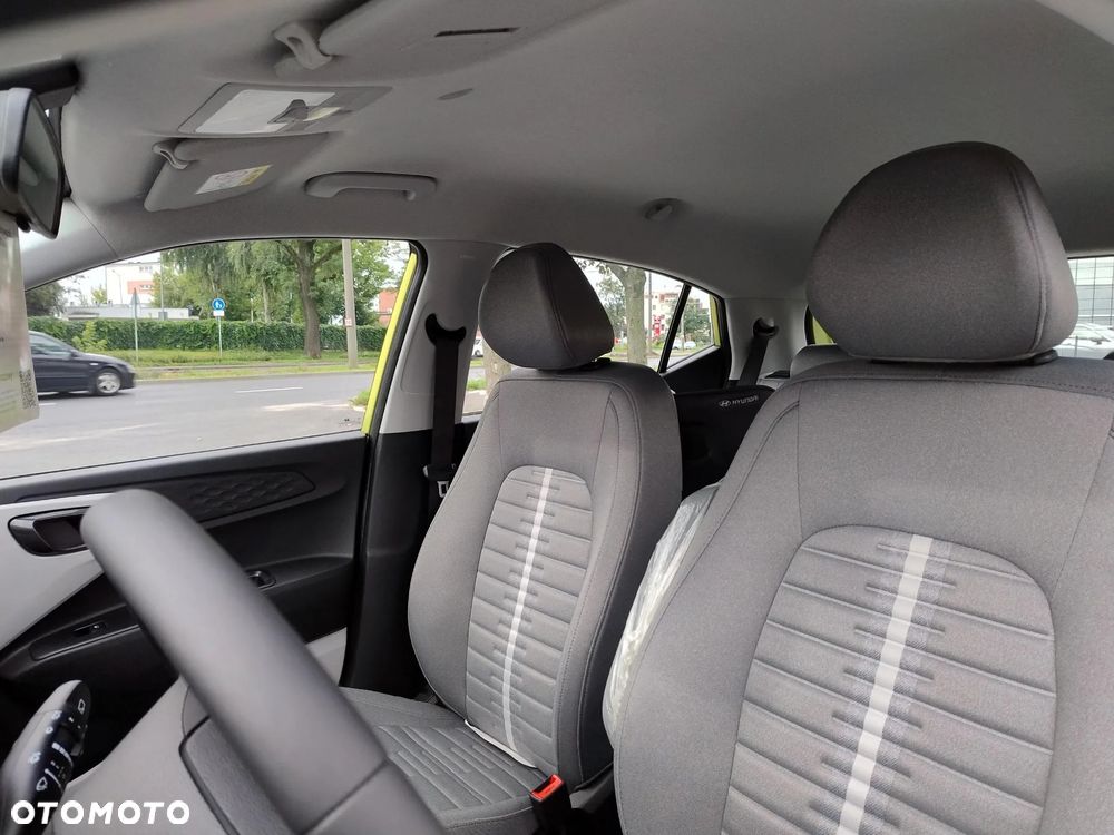 Hyundai i10 1.0 Modern - 12