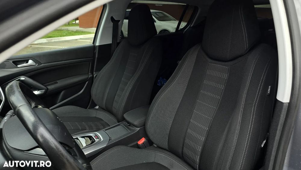 Peugeot 308 SW PureTech 130 EAT6 Stop & Start Allure - 16