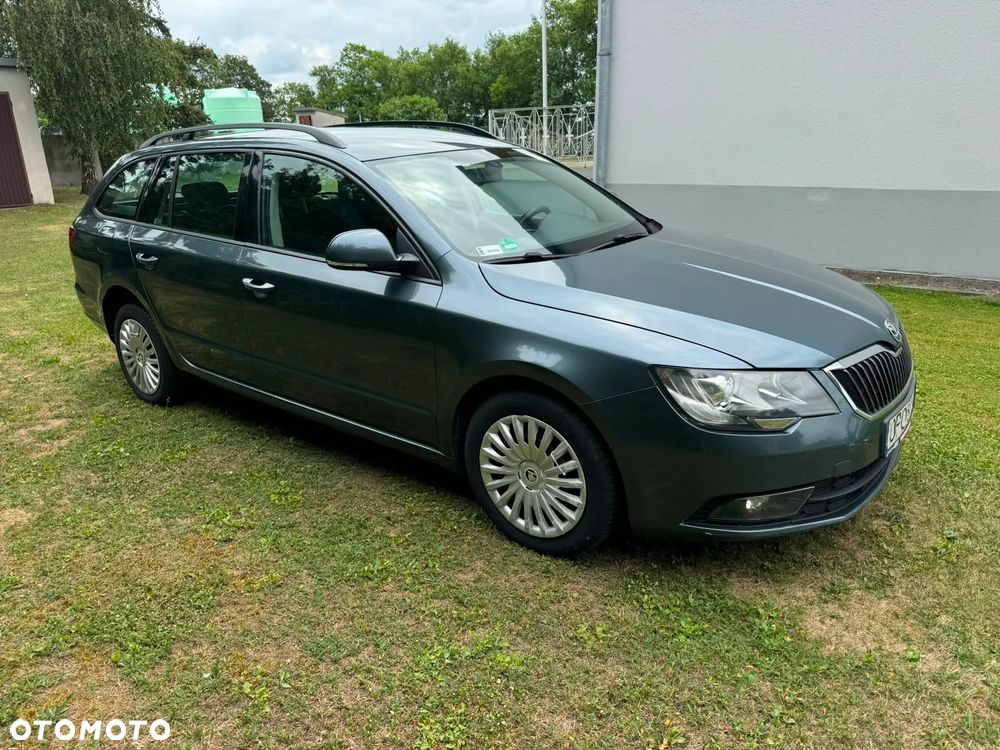 Skoda Superb 2.0 TDI Ambition - 4