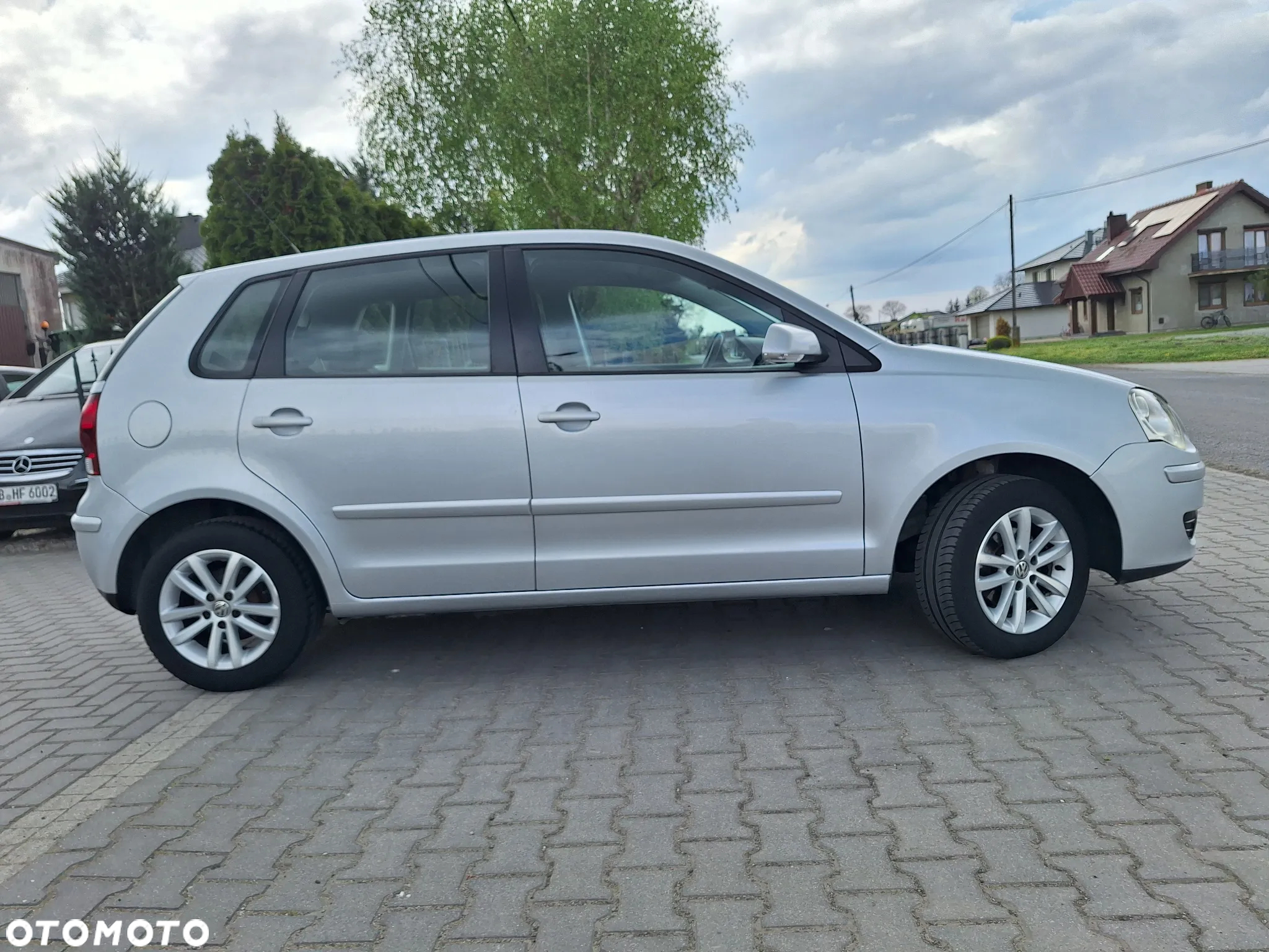 Volkswagen Polo 1.4 16V Trendline - 9
