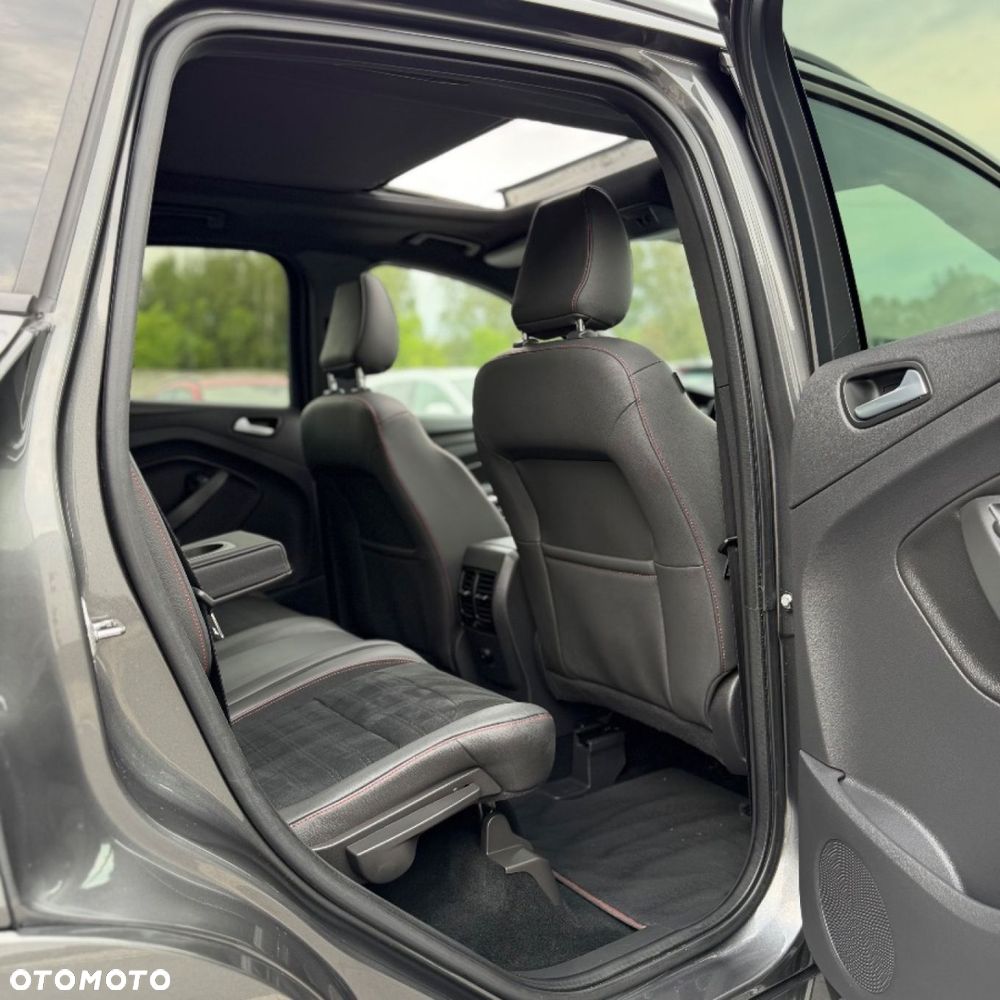 Ford Kuga - 26