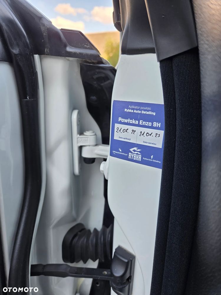 Mercedes-Benz CLS 500 - 35