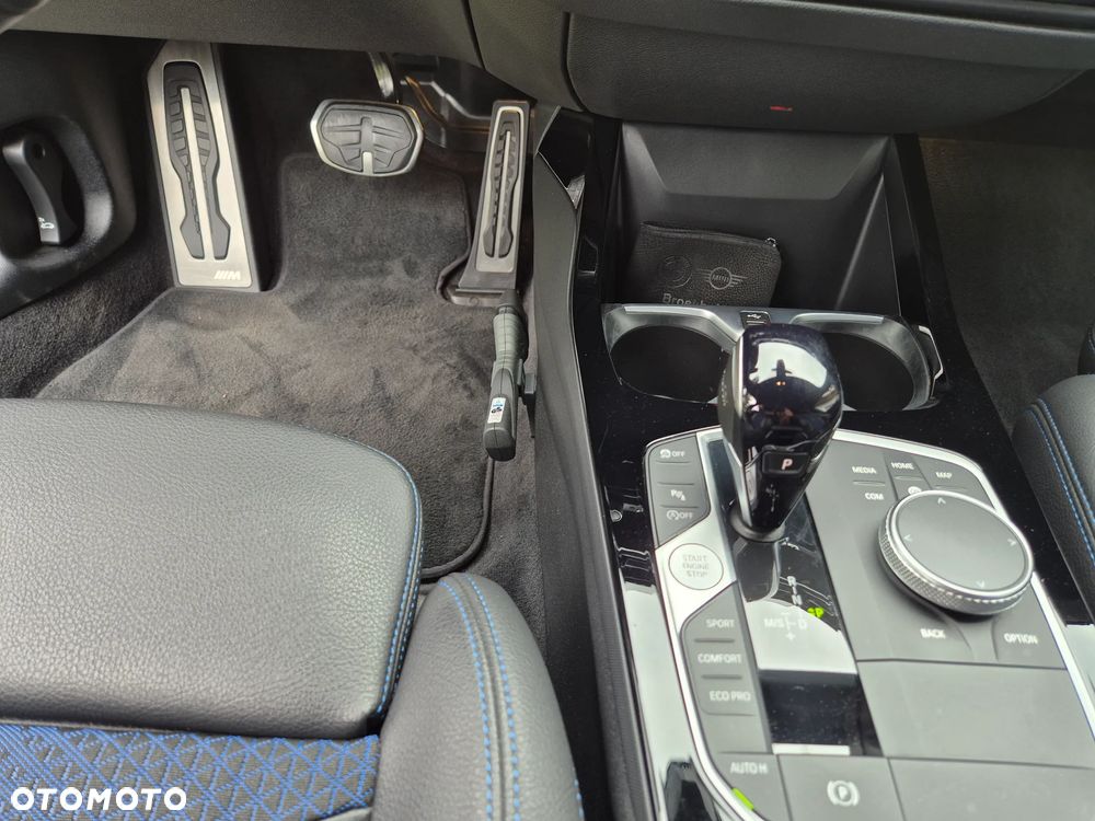 BMW Seria 1 120i M Sport - 23