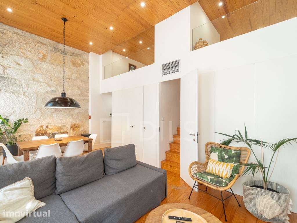 Apartamento T1+2 mobilado, no centro da cidade - Grande imagem: 2/37