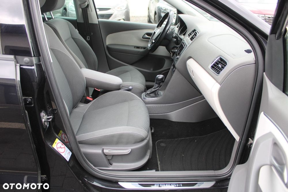 Volkswagen Polo - 24