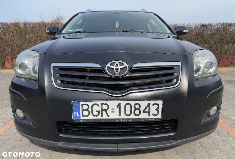 Toyota Avensis 2008 photo 4