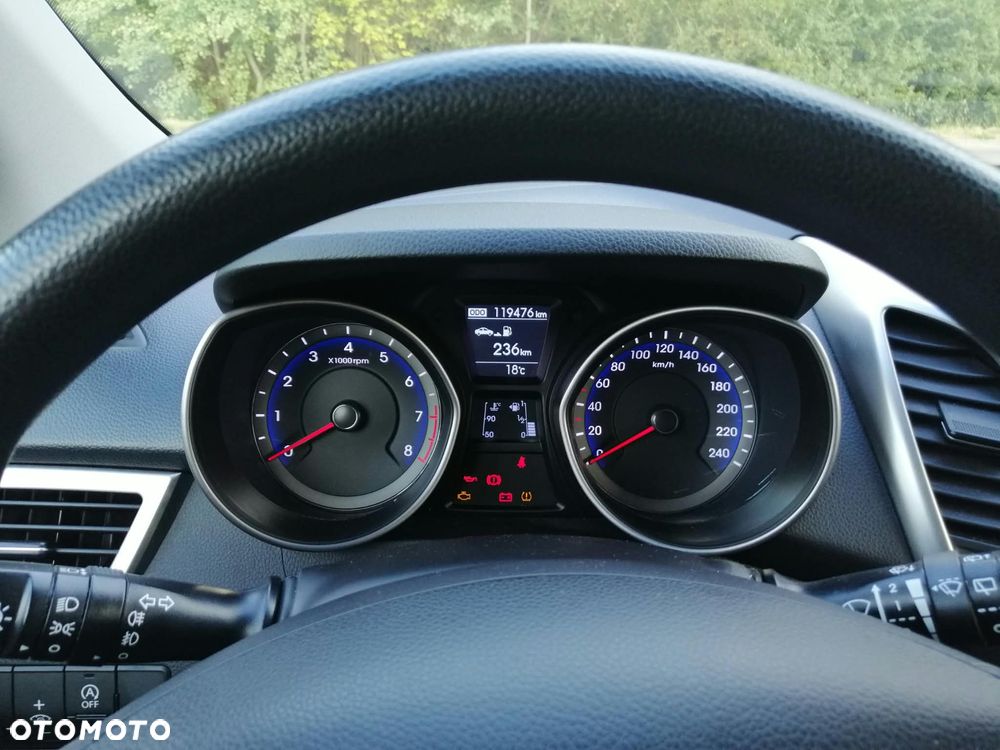 Hyundai i30 - 15