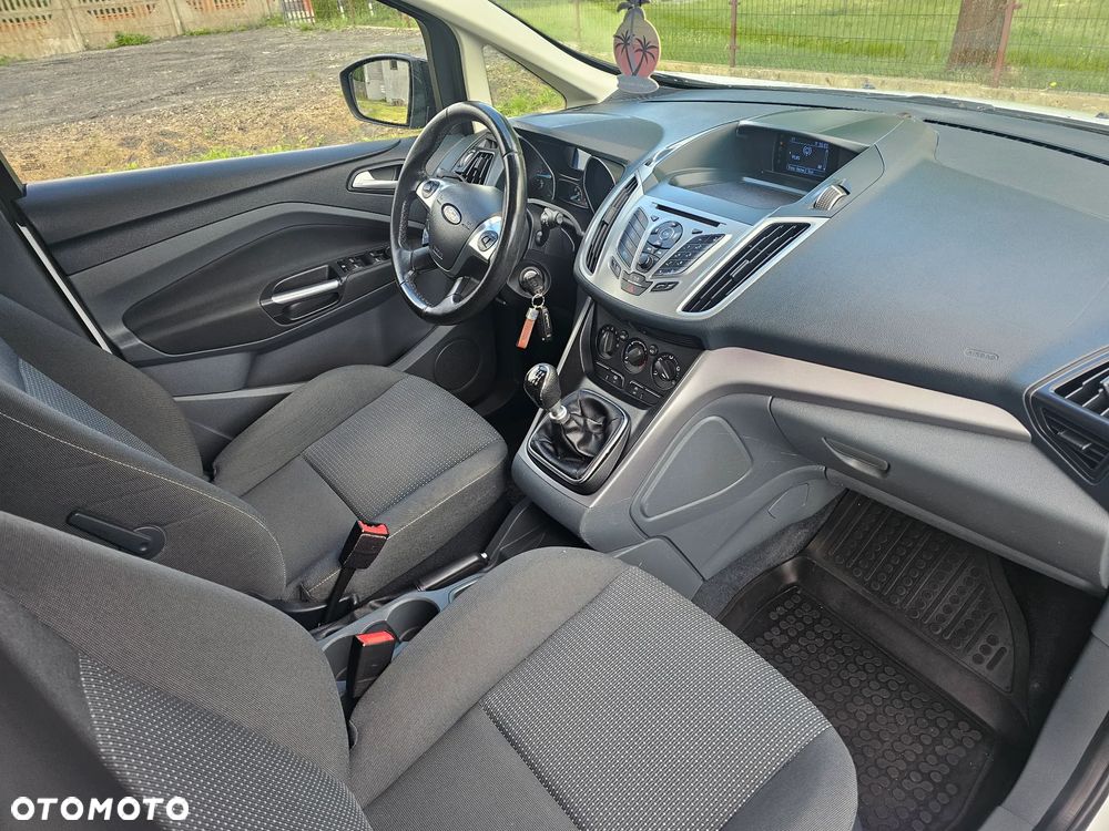 Ford C-MAX - 10