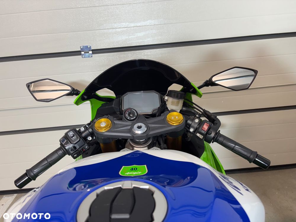 Kawasaki ZX - 25