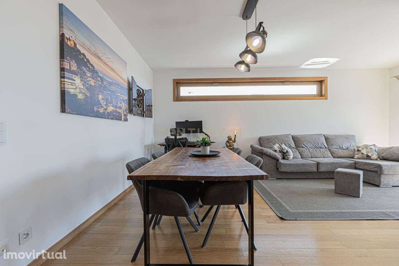 Apartamento T2 localizado na Urbanização Colinas do Cruzeiro - Odivela - Grande imagem: 2/53