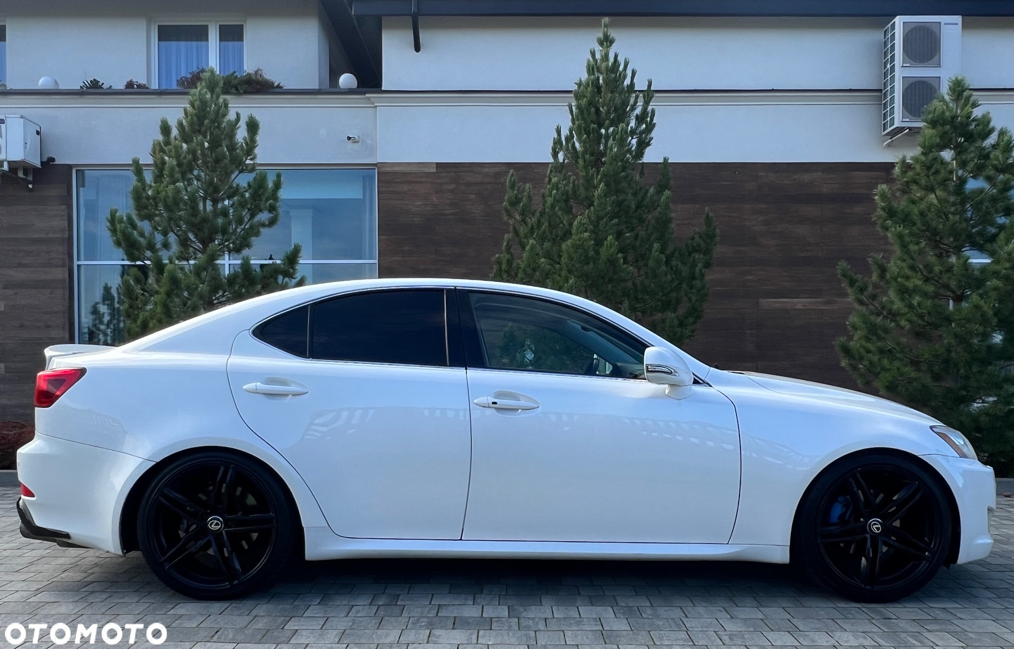 Lexus IS - 9
