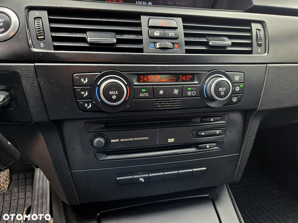 BMW Seria 3 318d - 18