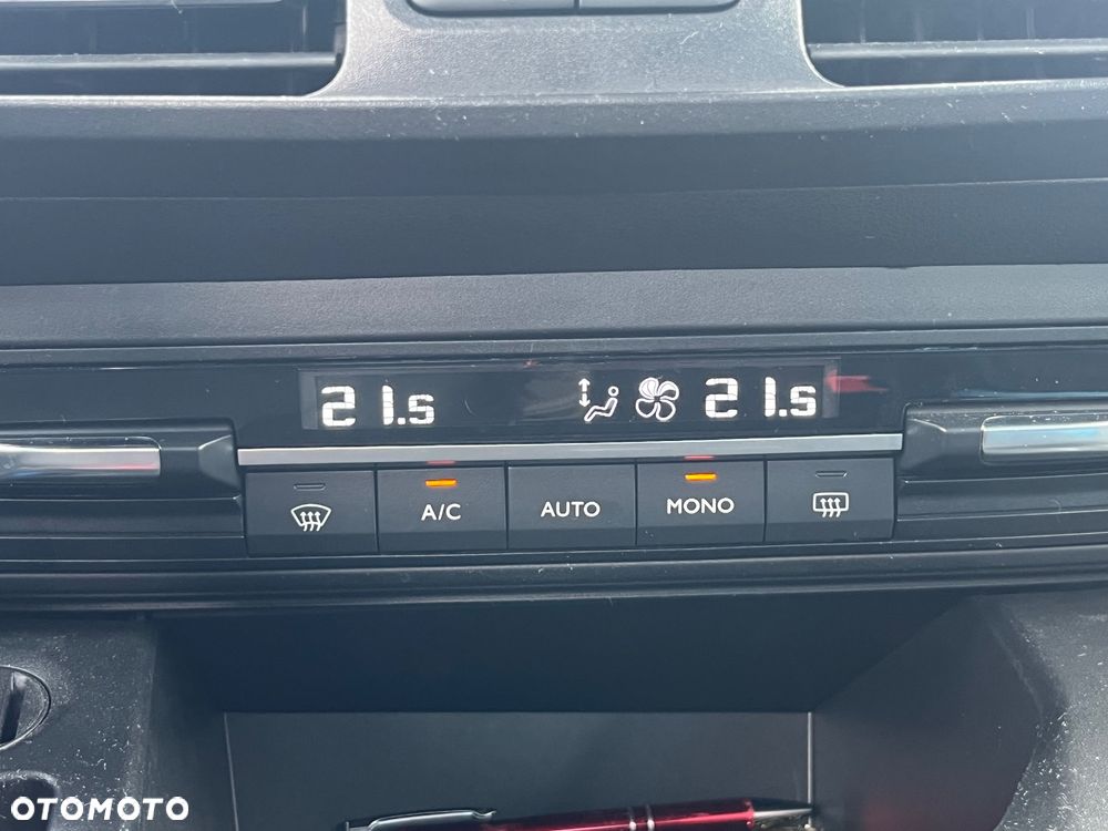 Opel Combo XL (bryg.) - 11