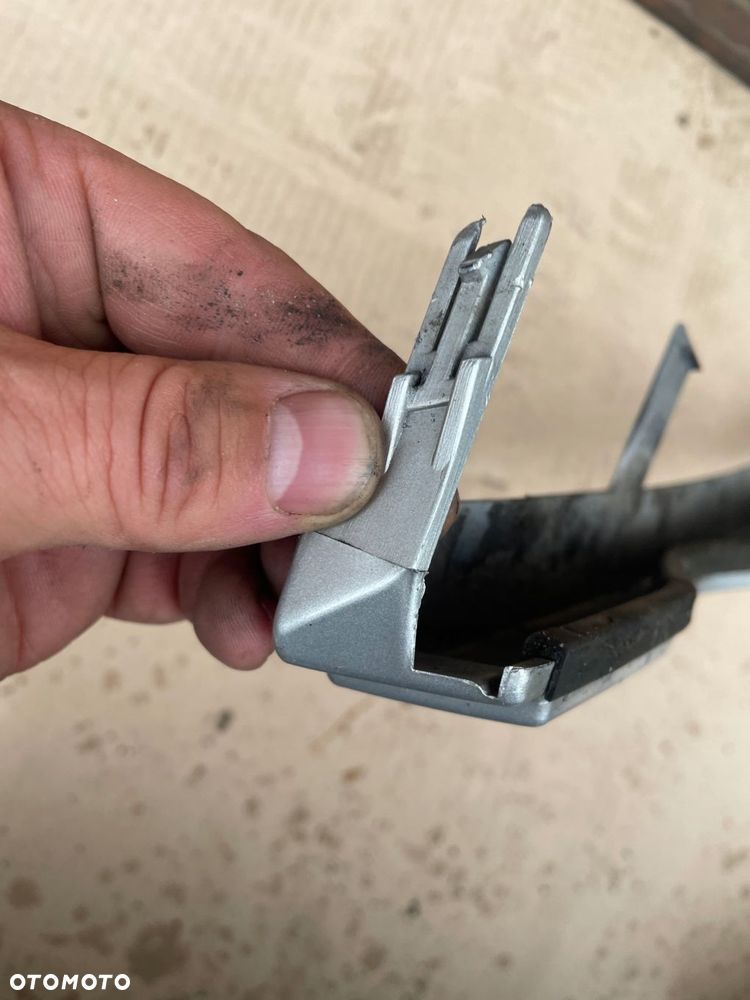 listwa lampy lewa bmw e46 sedan kombi przed lift 8208481 titansilber - 3