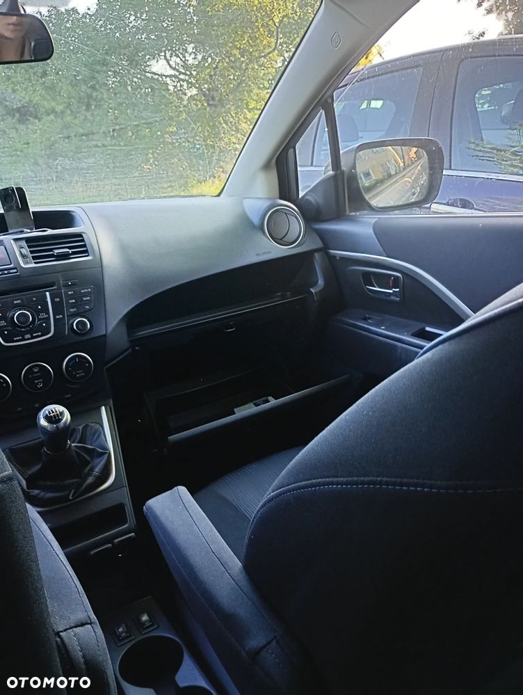 Mazda 5 - 13
