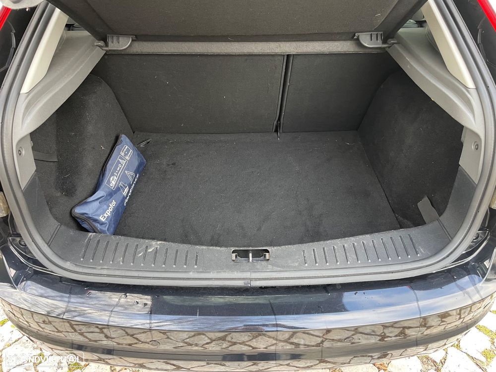 Ford Focus 1.6 TDCi Titanium - 17