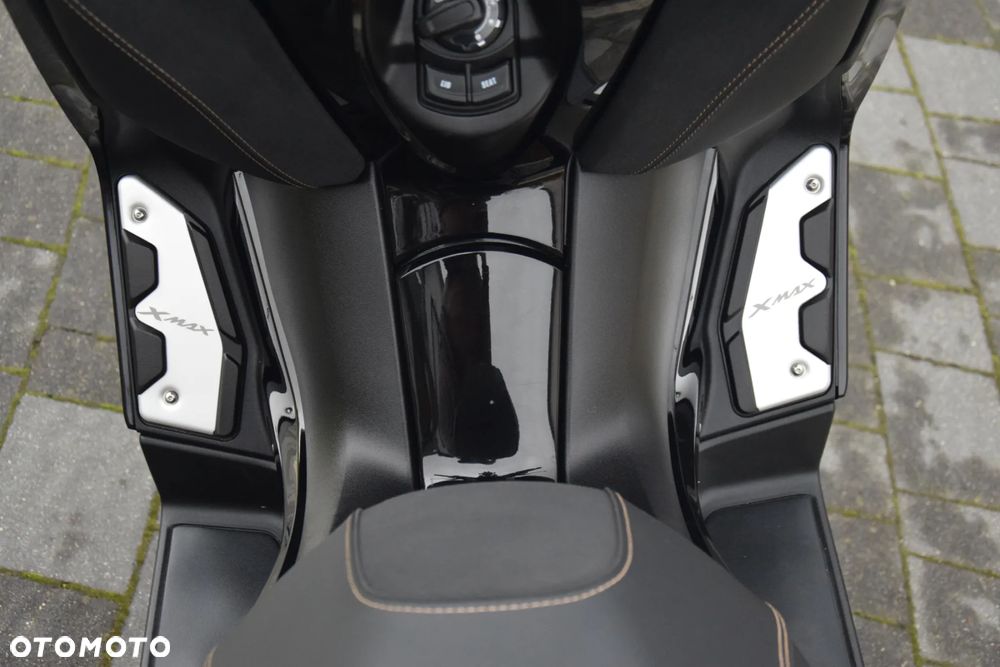 Yamaha X-max - 28