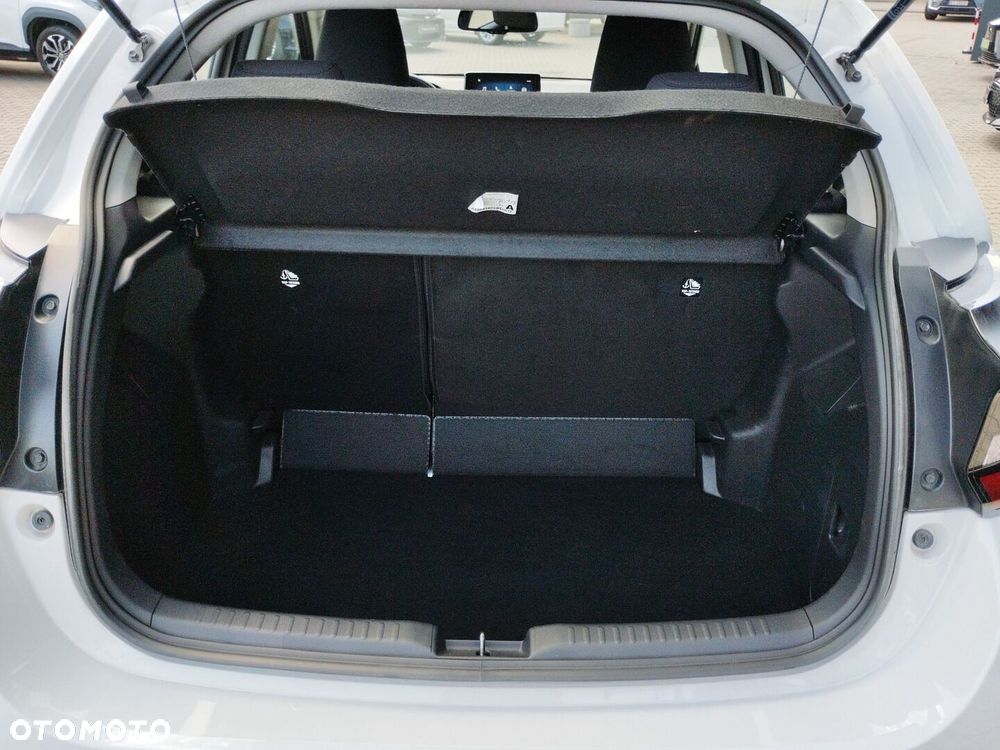 Toyota Yaris 1.5 Comfort - 25