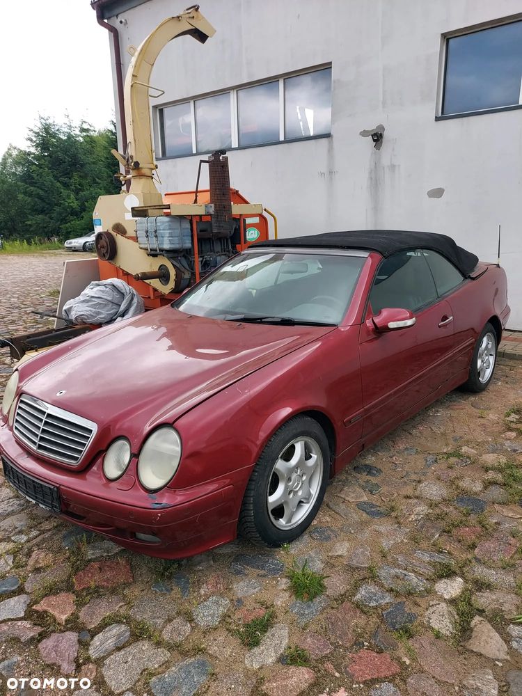 Mercedes-Benz CLK - 2