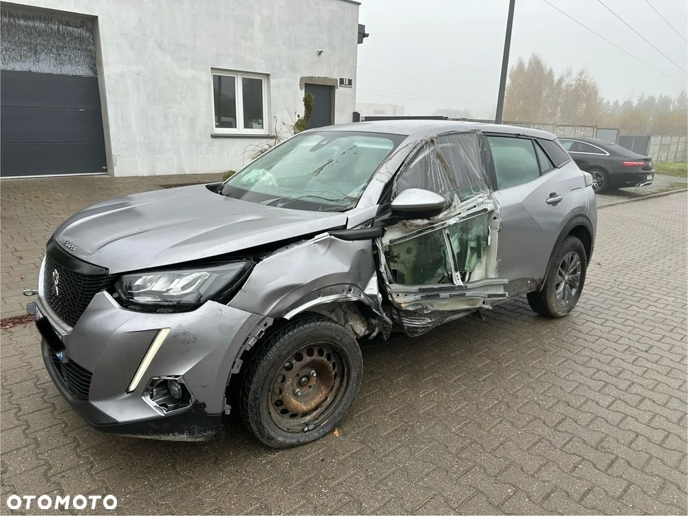 Peugeot 2008 1.5 BlueHDi Allure Pack S&S - 6