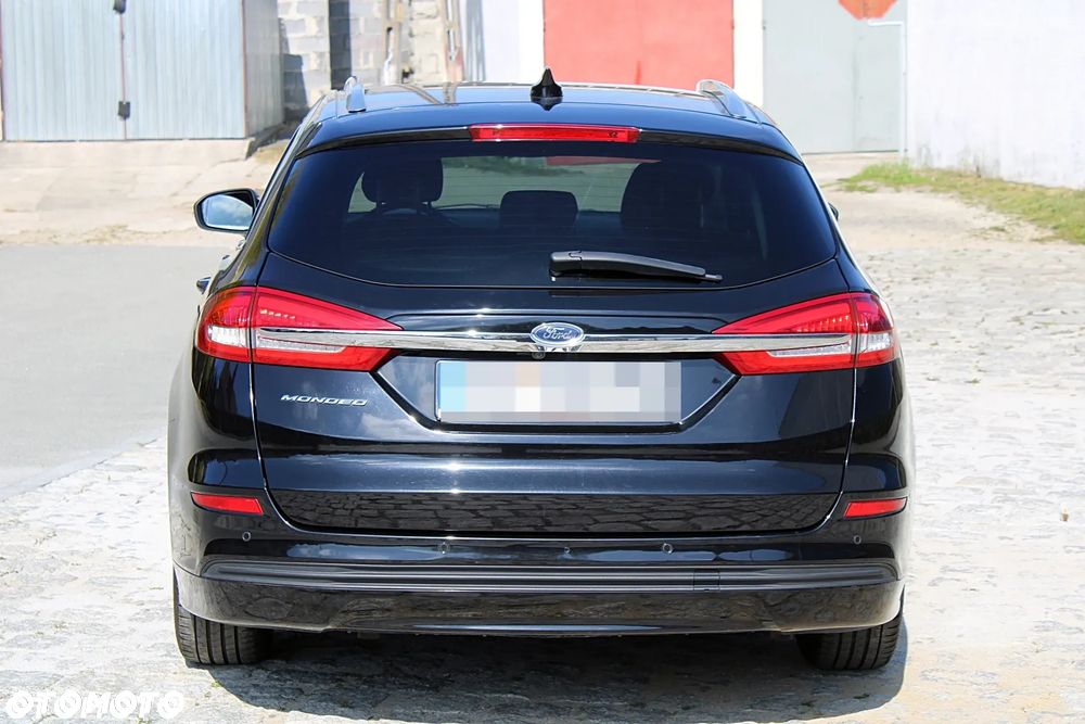 Ford Mondeo - 10