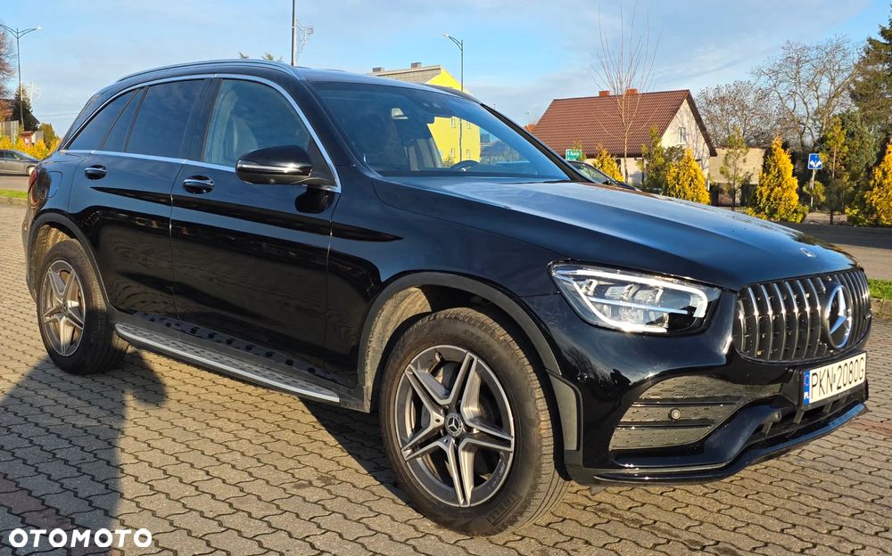 Mercedes-Benz GLC 300 4Matic 9G-TRONIC AMG Line - 4