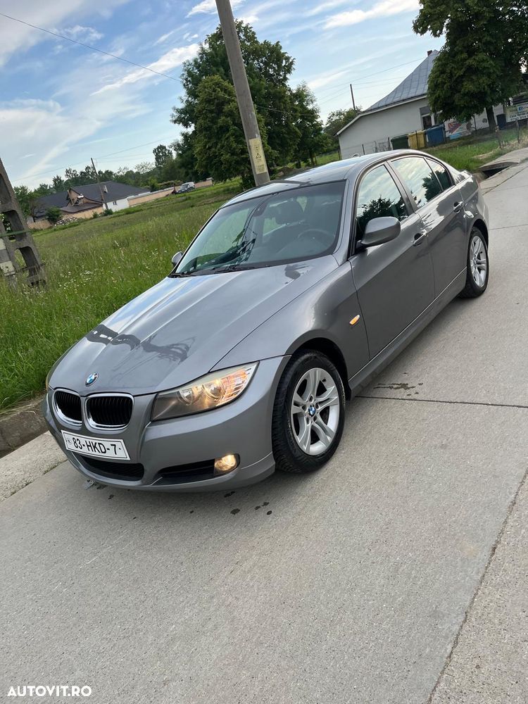 BMW Seria 3 318d - 16