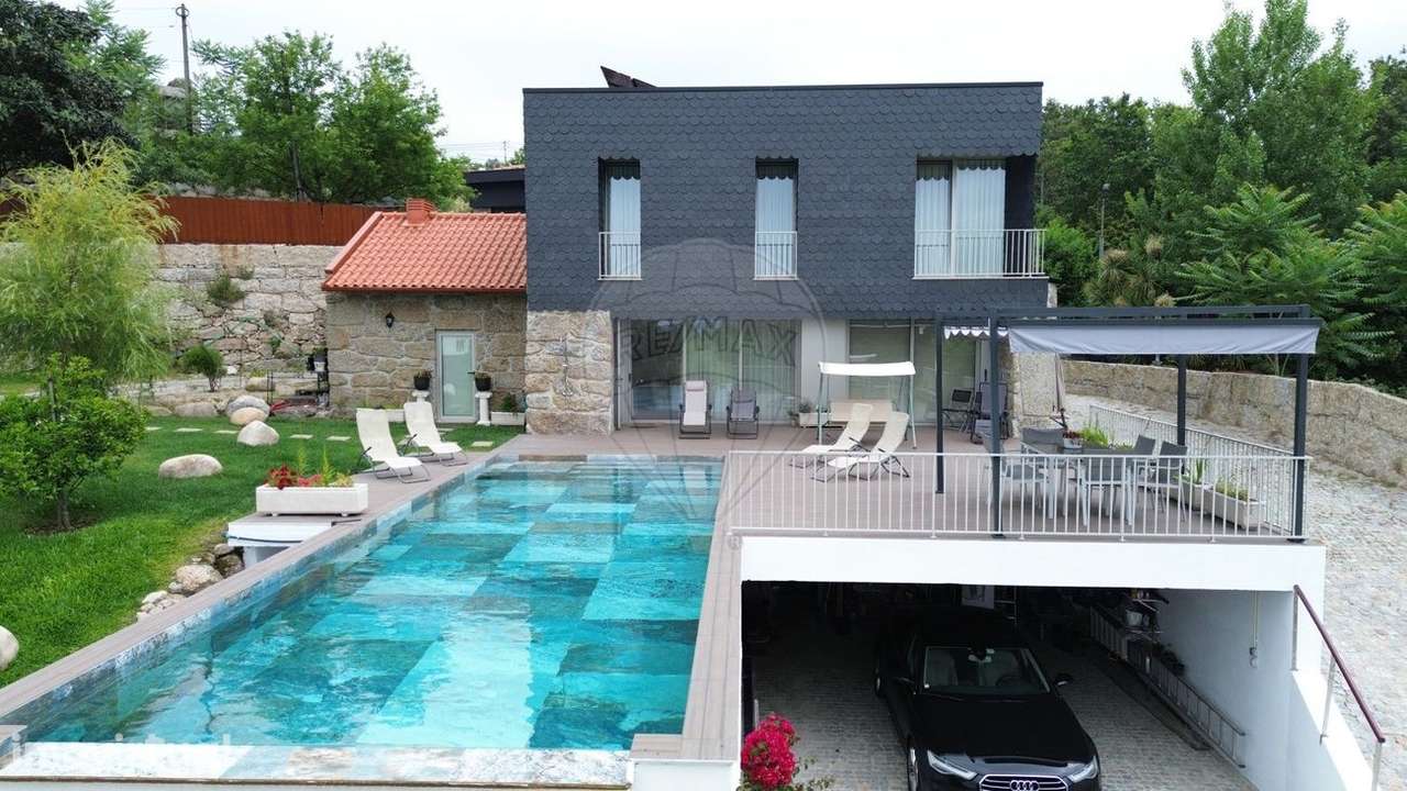 Moradia T4 para venda - Grande imagem: 2/47