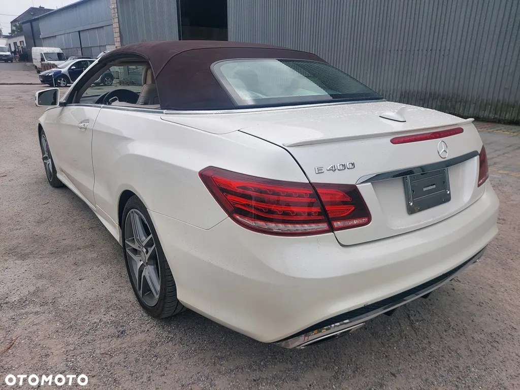 Mercedes-Benz Klasa E 400 4Matic Cabrio 9G-TRONIC AMG Line - 16