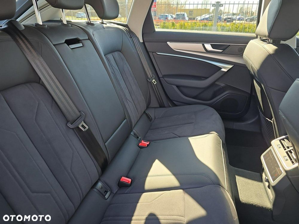 Audi A6 Avant 50 TDI quattro tiptronic design - 11