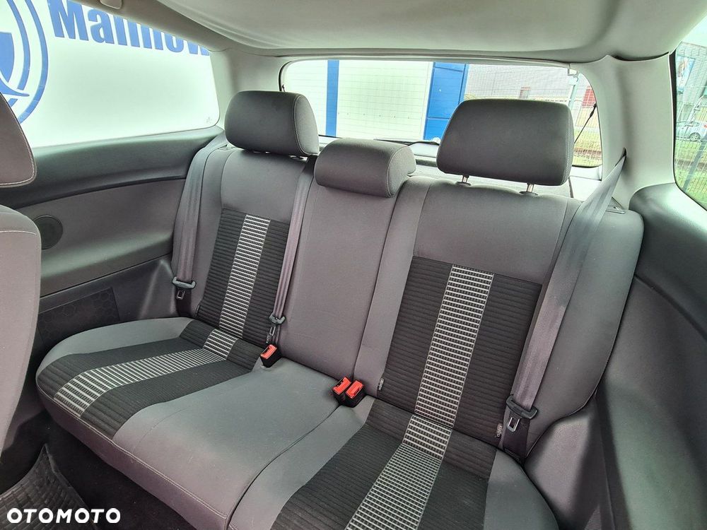 Volkswagen Polo 1.6 Trendline - 17