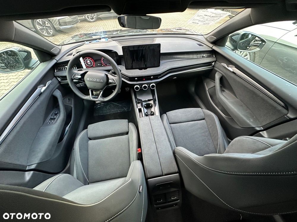 Skoda Superb 2.0 TDI SCR 4x4 Sportline DSG - 6