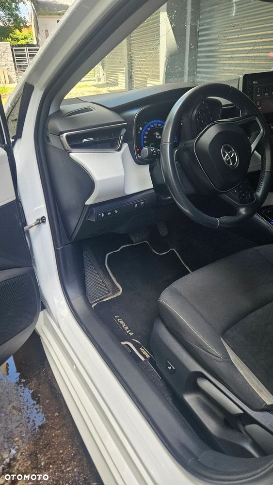 Toyota Corolla 1.8 Hybrid Comfort - 11
