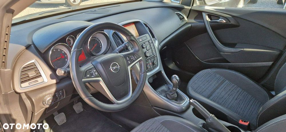 Opel Astra - 37