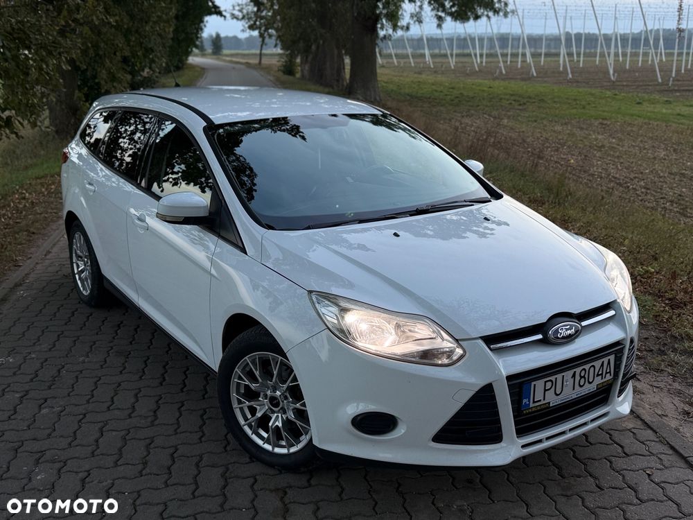 Ford Focus 1.6 Ambiente - 13