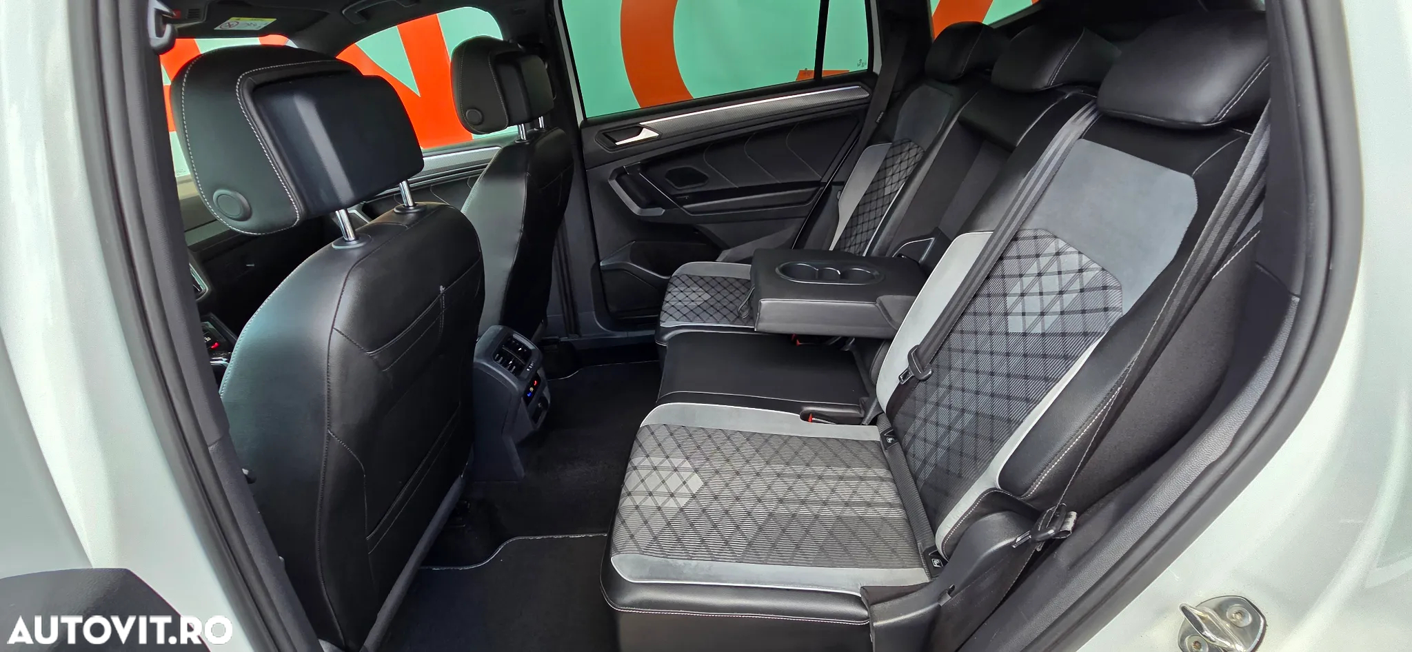 Volkswagen Tiguan Allspace 2.0 TSI 4Mot DSG R-Line - 13