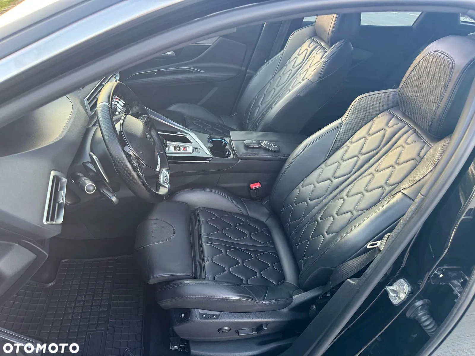 Peugeot 3008 BlueHDi 180 Stop & Start EAT6 GT - 8