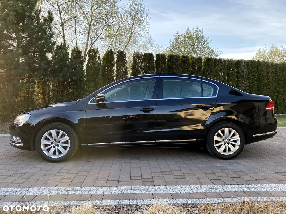 Volkswagen Passat 1.6 TDI Comfortline - 4