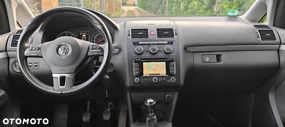 Volkswagen Touran 1.6 TDI DPF BlueMotion Technology Cup - 25