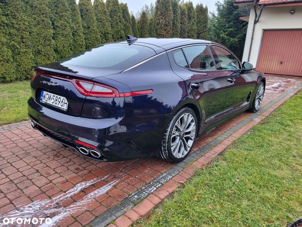 Kia Stinger 2.0 T-GDI GT Line - 12