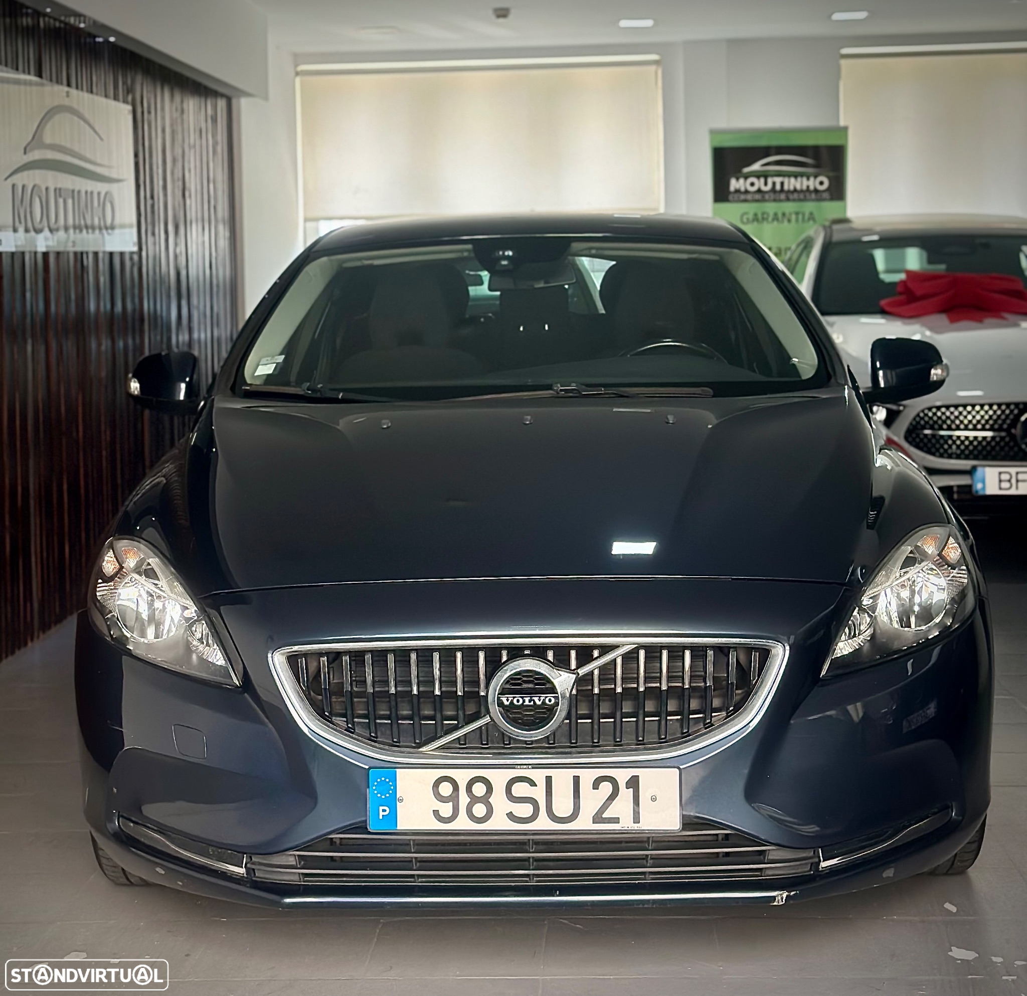 Volvo V40 2.0 D2 Kinetic - 2