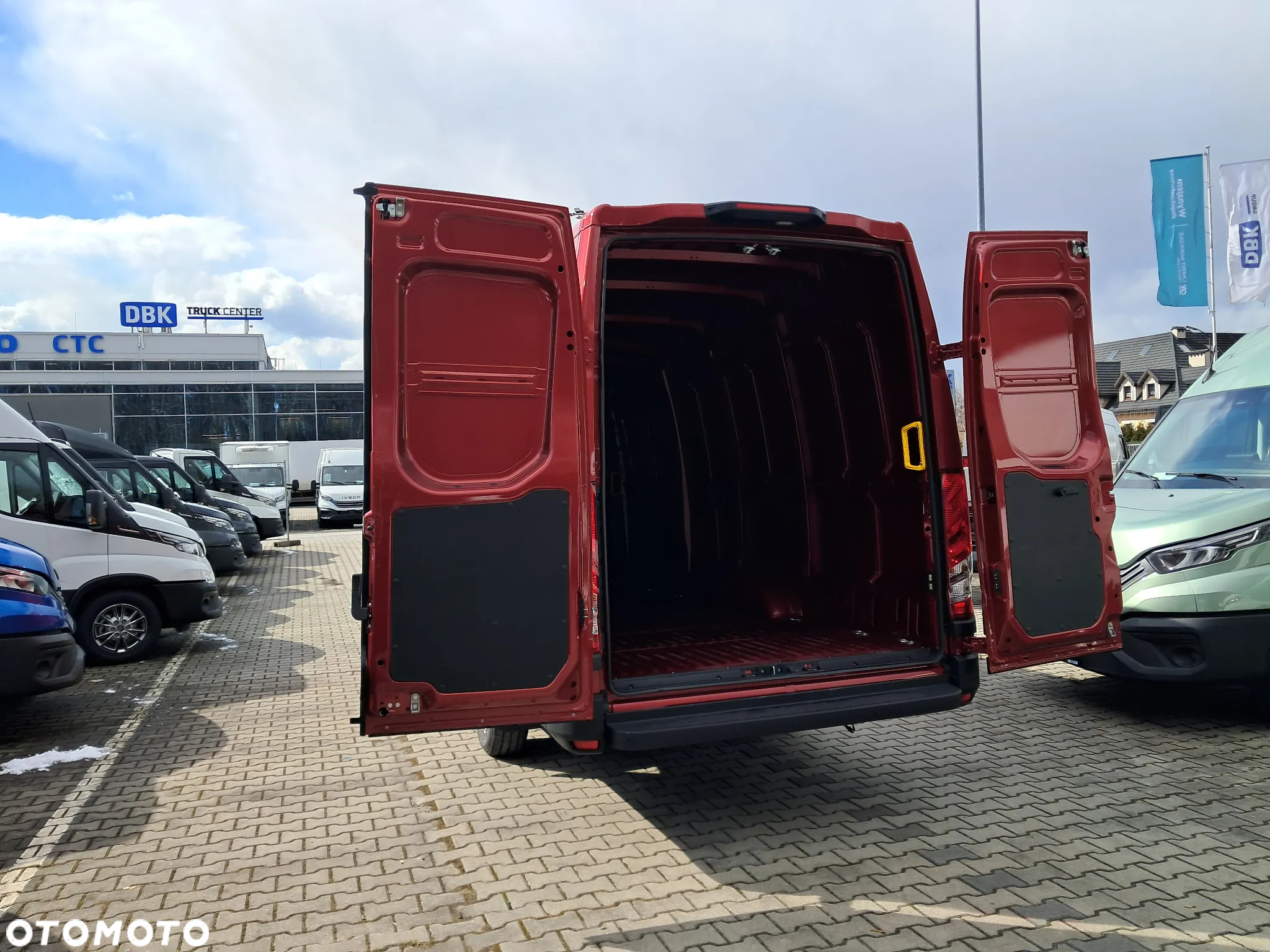 Iveco Daily / Pewny partner w biznesie ! - 8