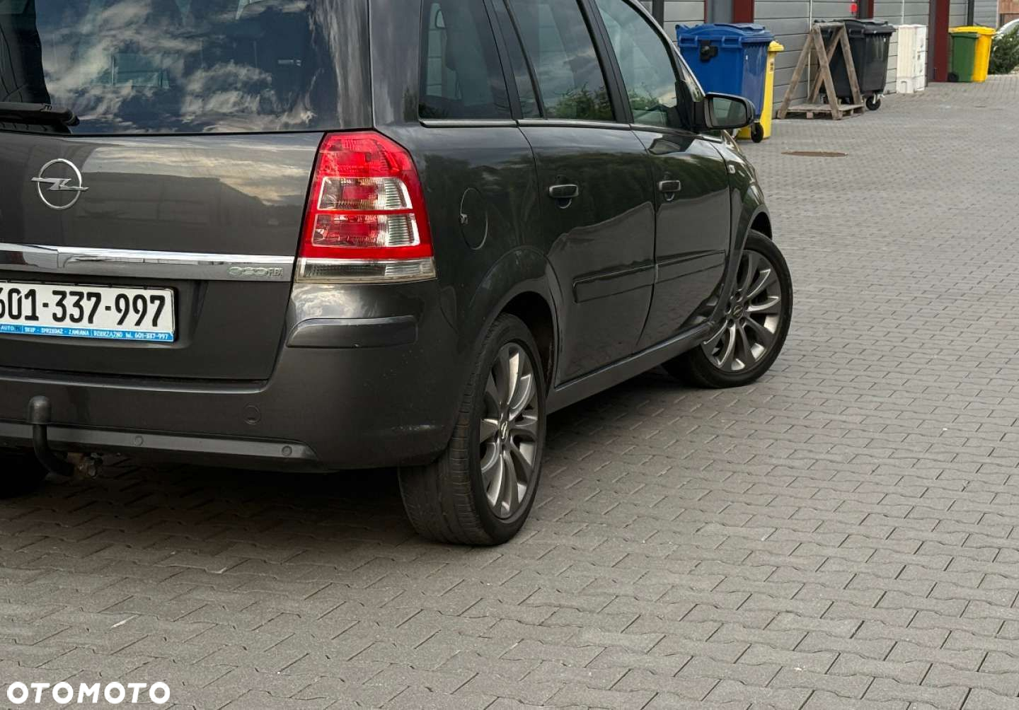 Opel Zafira - 9