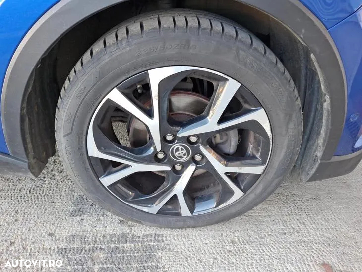 Toyota C-HR 1.8 HSD 122 CP 4x2 CVT C-ult Style - 16