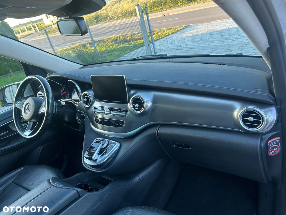 Mercedes-Benz Klasa V 250 d lang 4Matic 7G-TRONIC Exclusive Edition - 4
