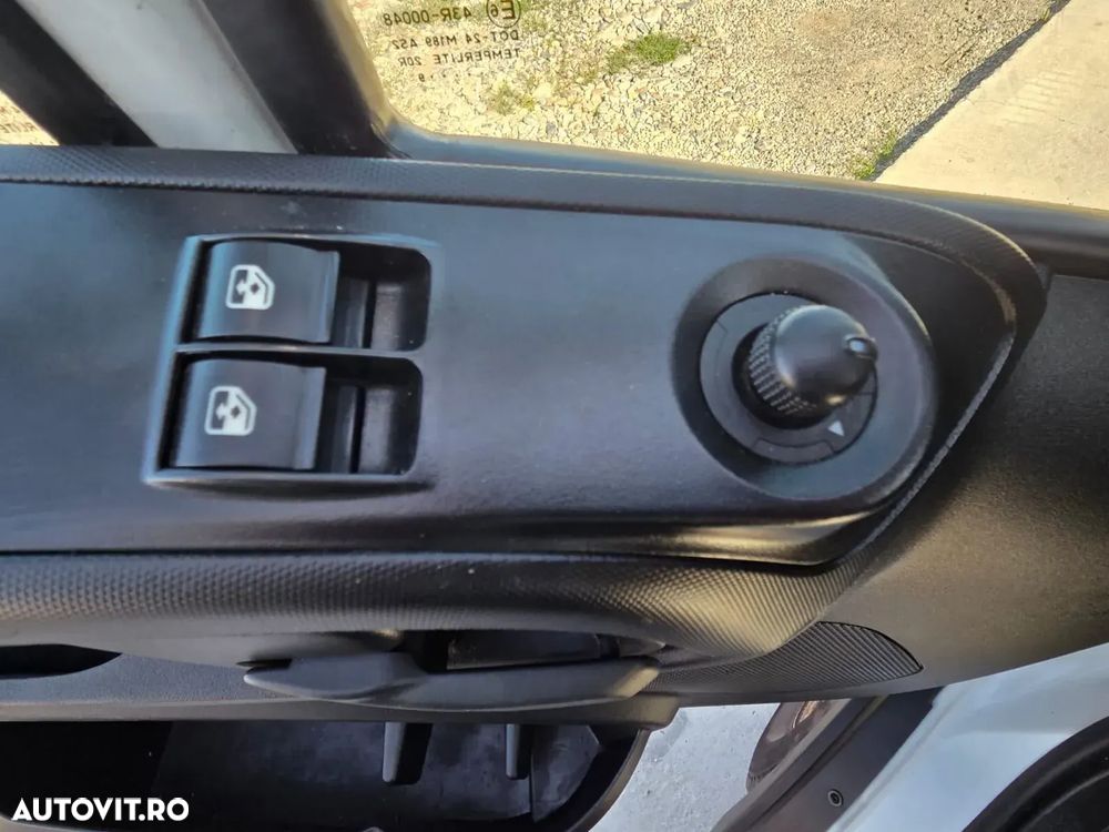 Iveco Daily Cub L=4.10m + Lift Hidraulic - 28