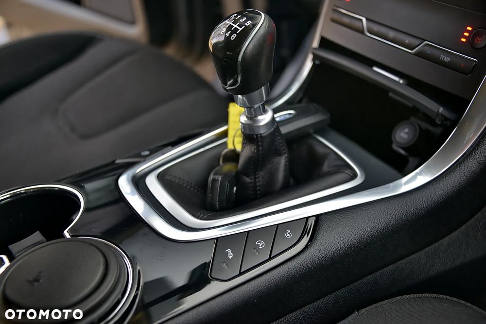 Ford S-Max 2.0 TDCi Titanium - 32