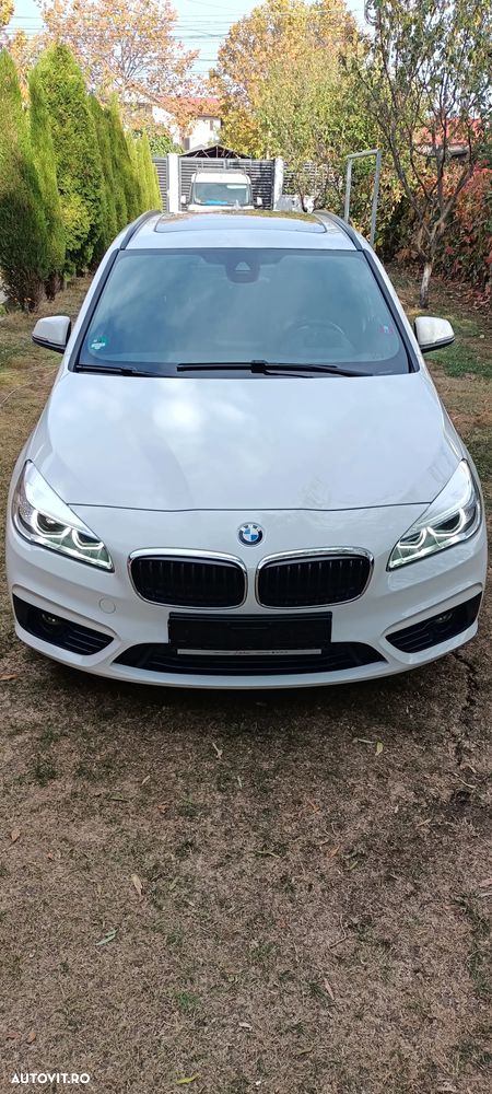 BMW Seria 2 218i Sport Line - 10