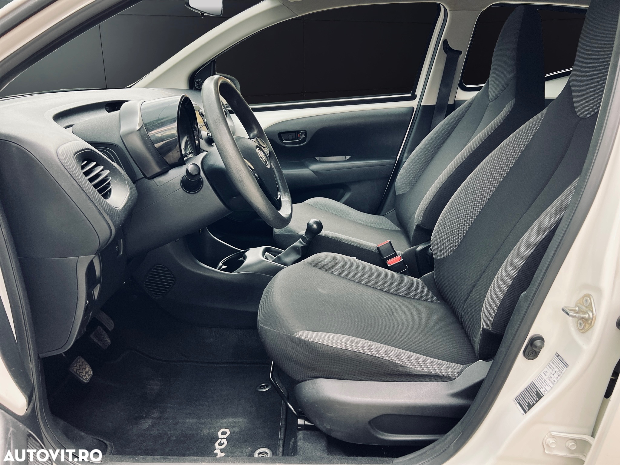 Toyota Aygo 1.0 VVY-I 5 usi X-trend - 13